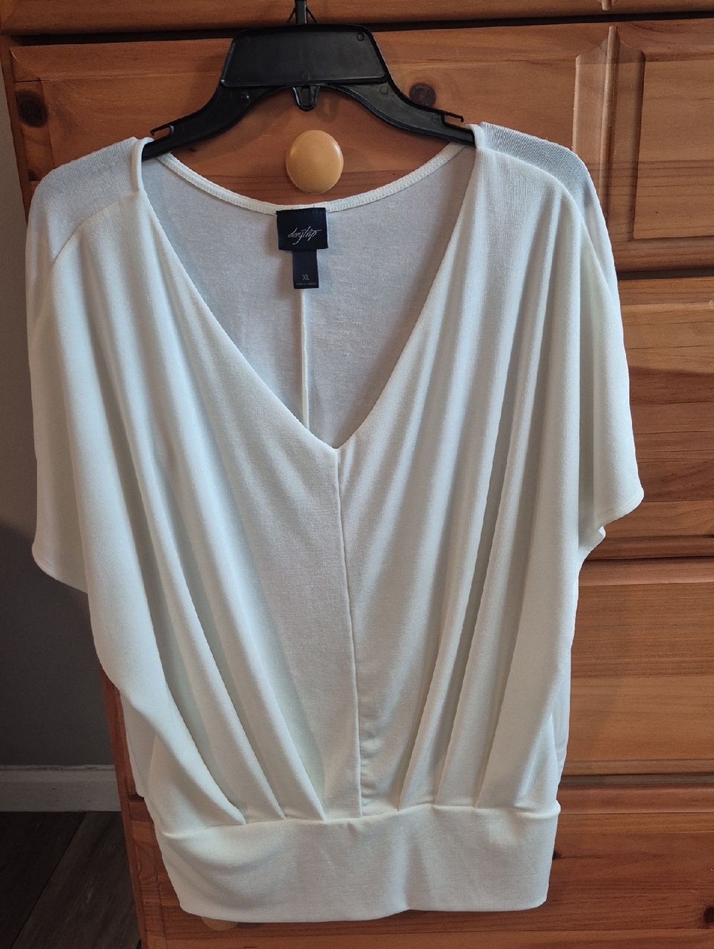 Daytrip Cream V-Neck Draped Batwing Top